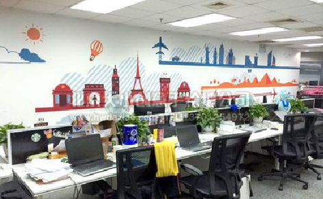 玉林教你设计办公室墙绘的方法。